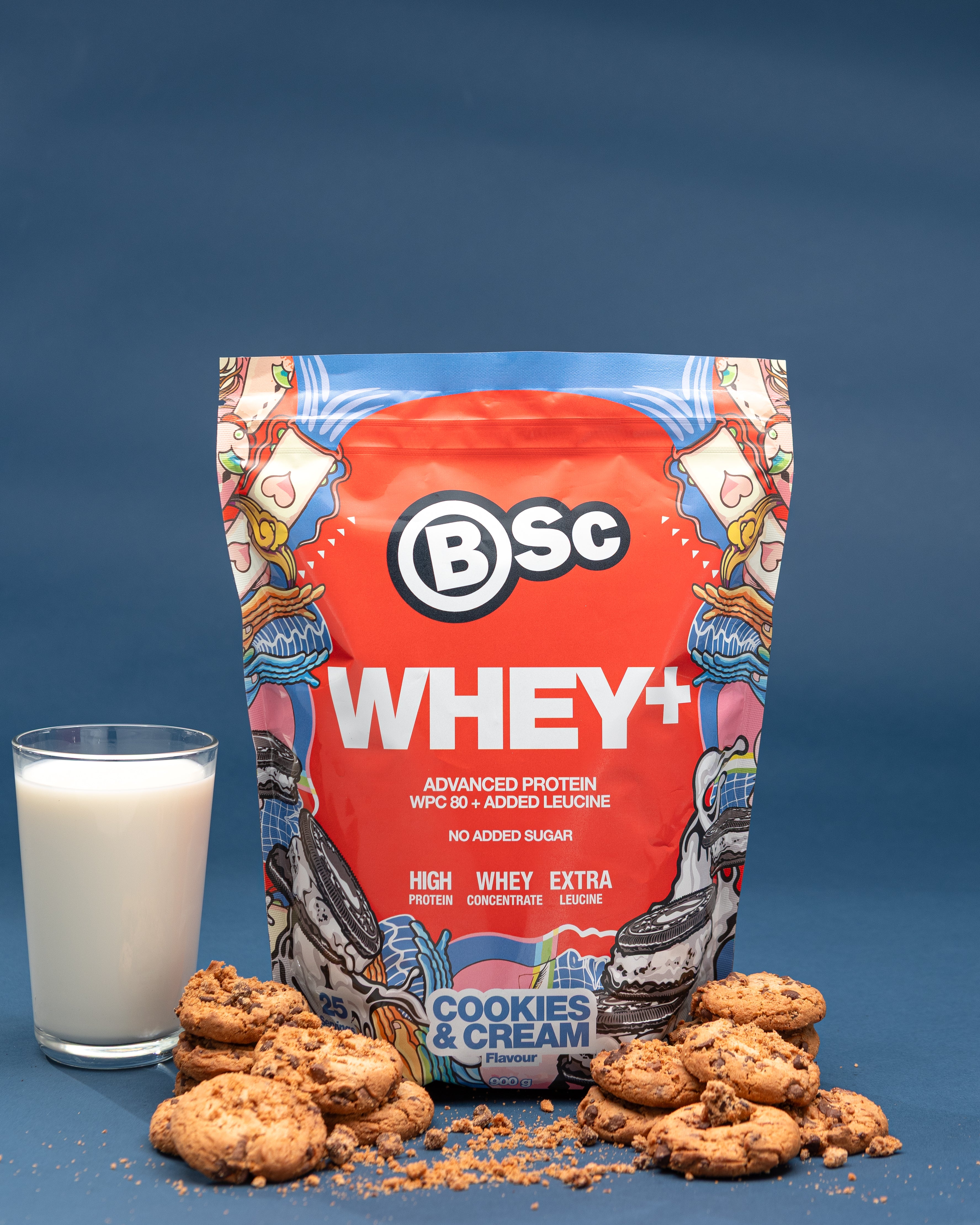 Whey + - Cookies & Cream (900G) og Shaker